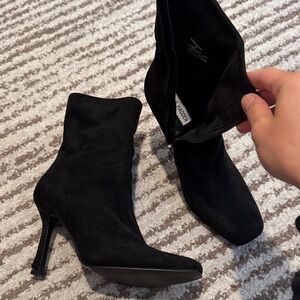 Steve Madden Elegant Black Ankle Boots